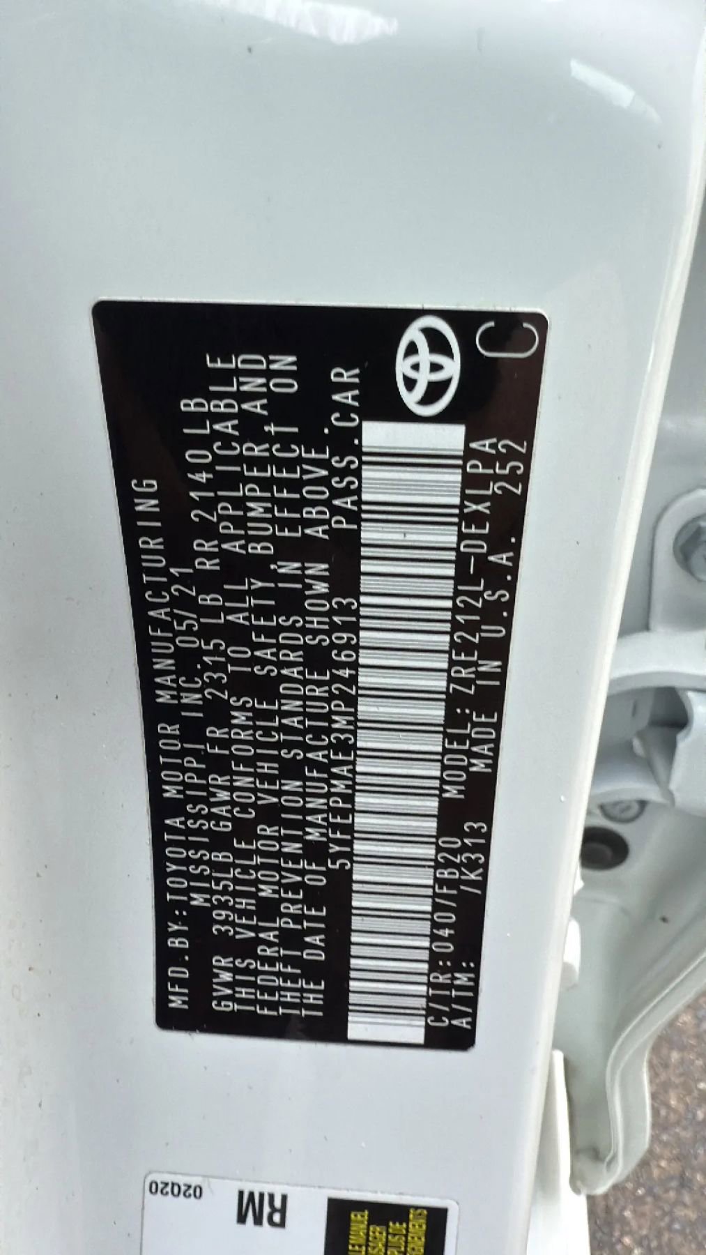 Used 2021 Toyota Corolla LE image 29