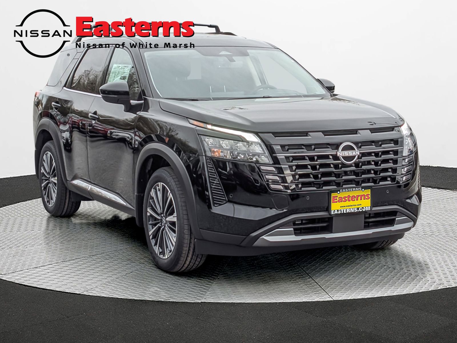 New 2026 Nissan Pathfinder Platinum image 5