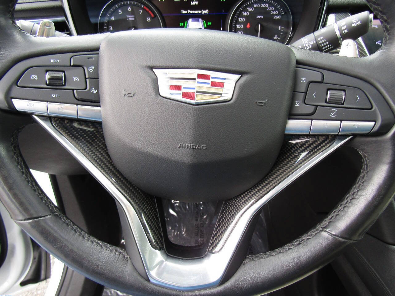 Used 2020 Cadillac XT6 Sport AWD/4WD image 18