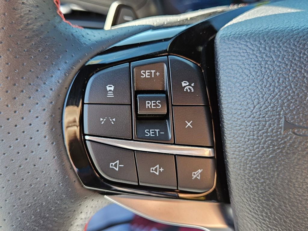 Used 2025 Ford Explorer ST image 24