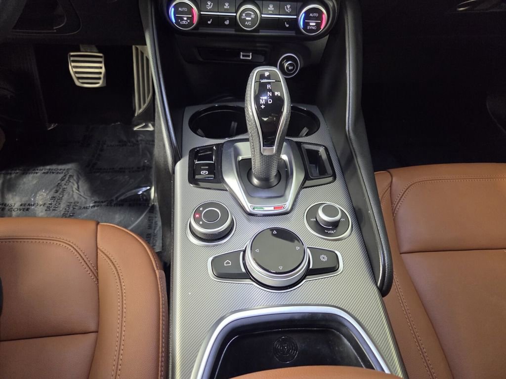 Used 2024 Alfa Romeo Giulia Ti w/ Active Assist Plus Package image 15