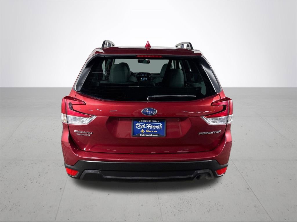 Used 2023 Subaru Forester Premium AWD/4WD image 7