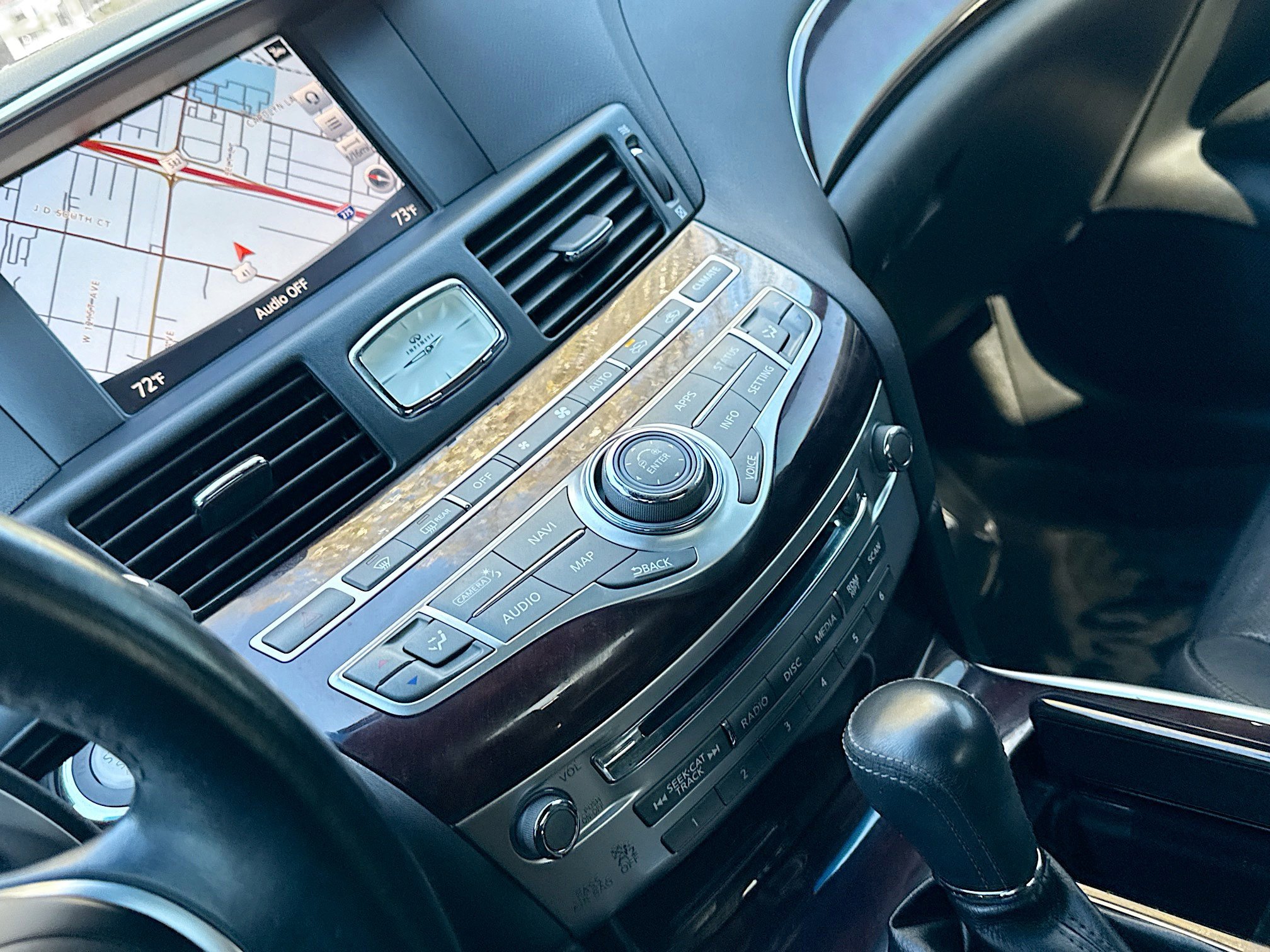 Used 2019 INFINITI Q70 Luxe w/ Sport Package image 27