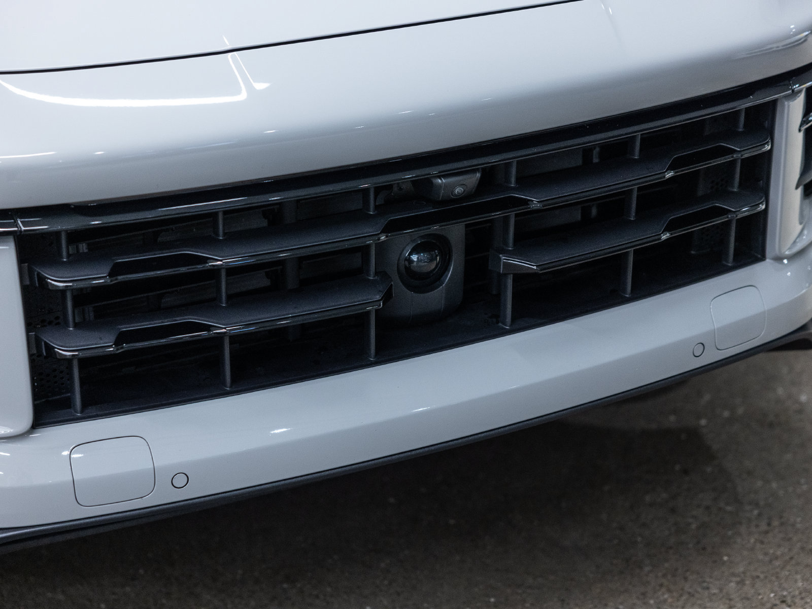 Certified 2024 Porsche Cayenne Coupe AWD/4WD image 17