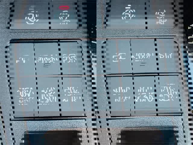 Used 2023 Toyota RAV4 LE image 38