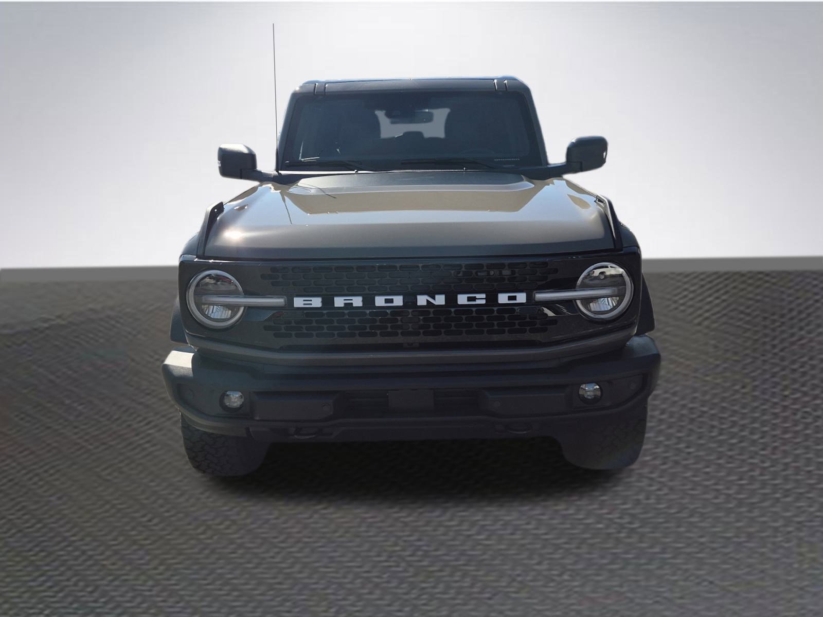 New 2025 Ford Bronco Outer Banks image 3