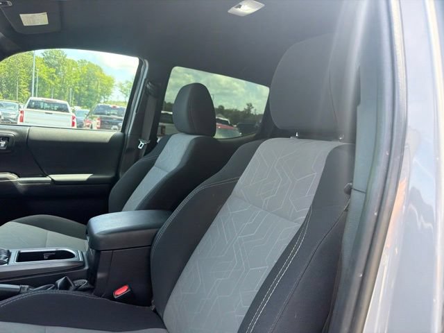 Used 2021 Toyota Tacoma TRD Off-Road AWD/4WD image 26