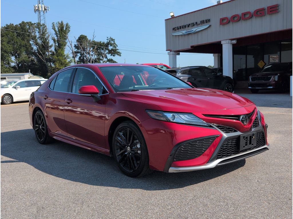 Used 2023 Toyota Camry XSE image 7