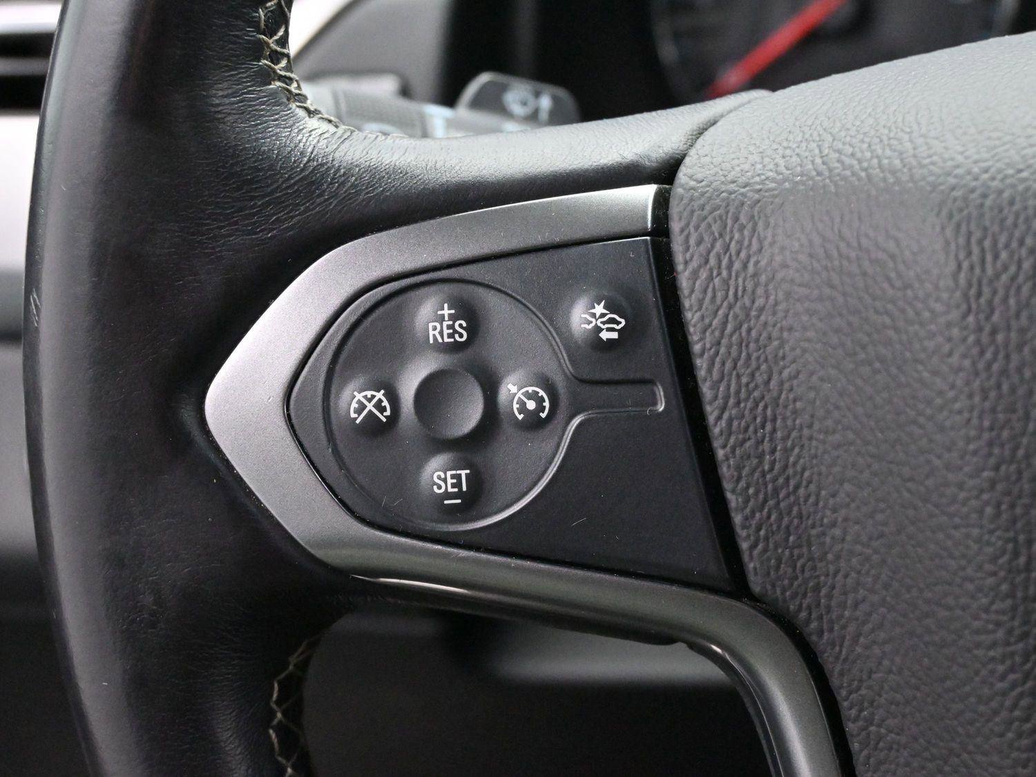 Used 2015 Chevrolet Suburban LT image 20