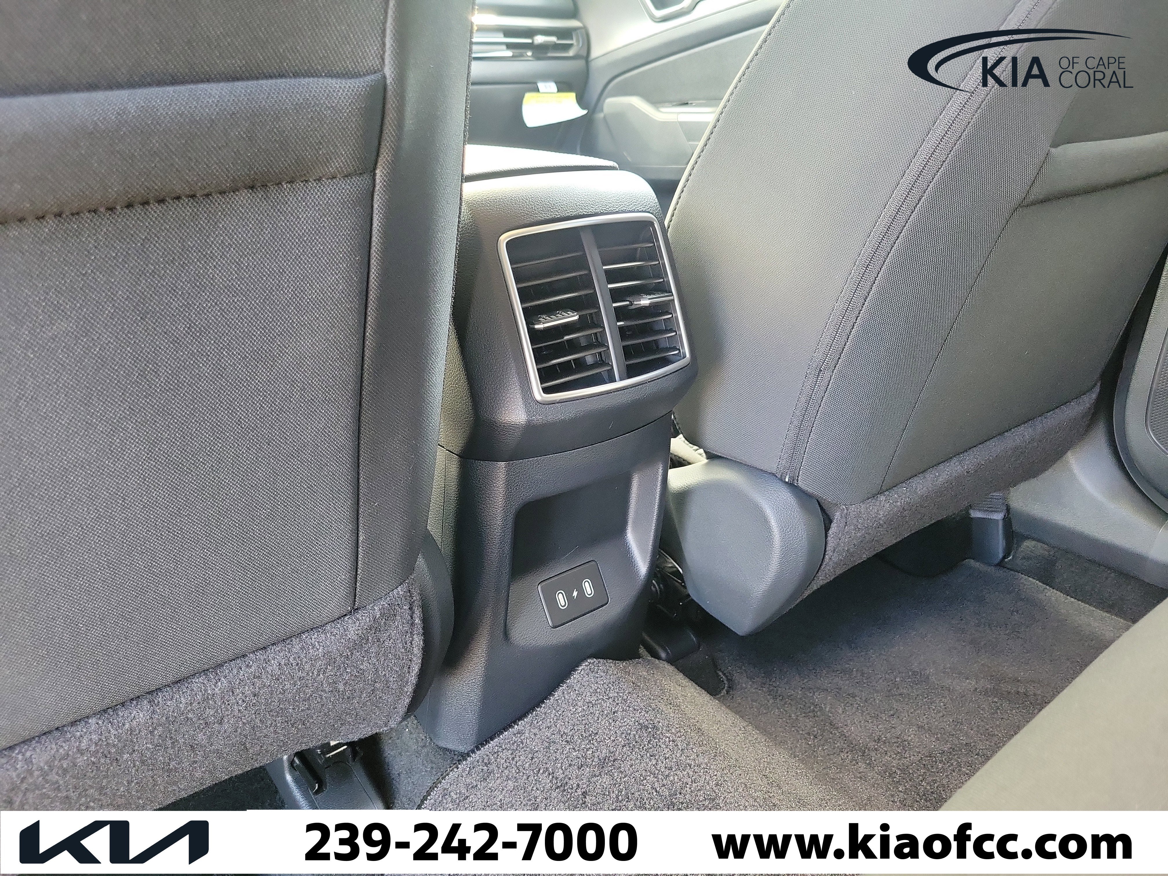 Used 2026 Kia Sportage LX image 12