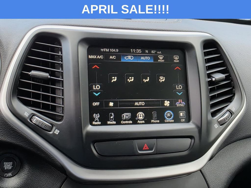 Used 2018 Jeep Cherokee Latitude Plus w/ Comfort/Convenience Group image 18