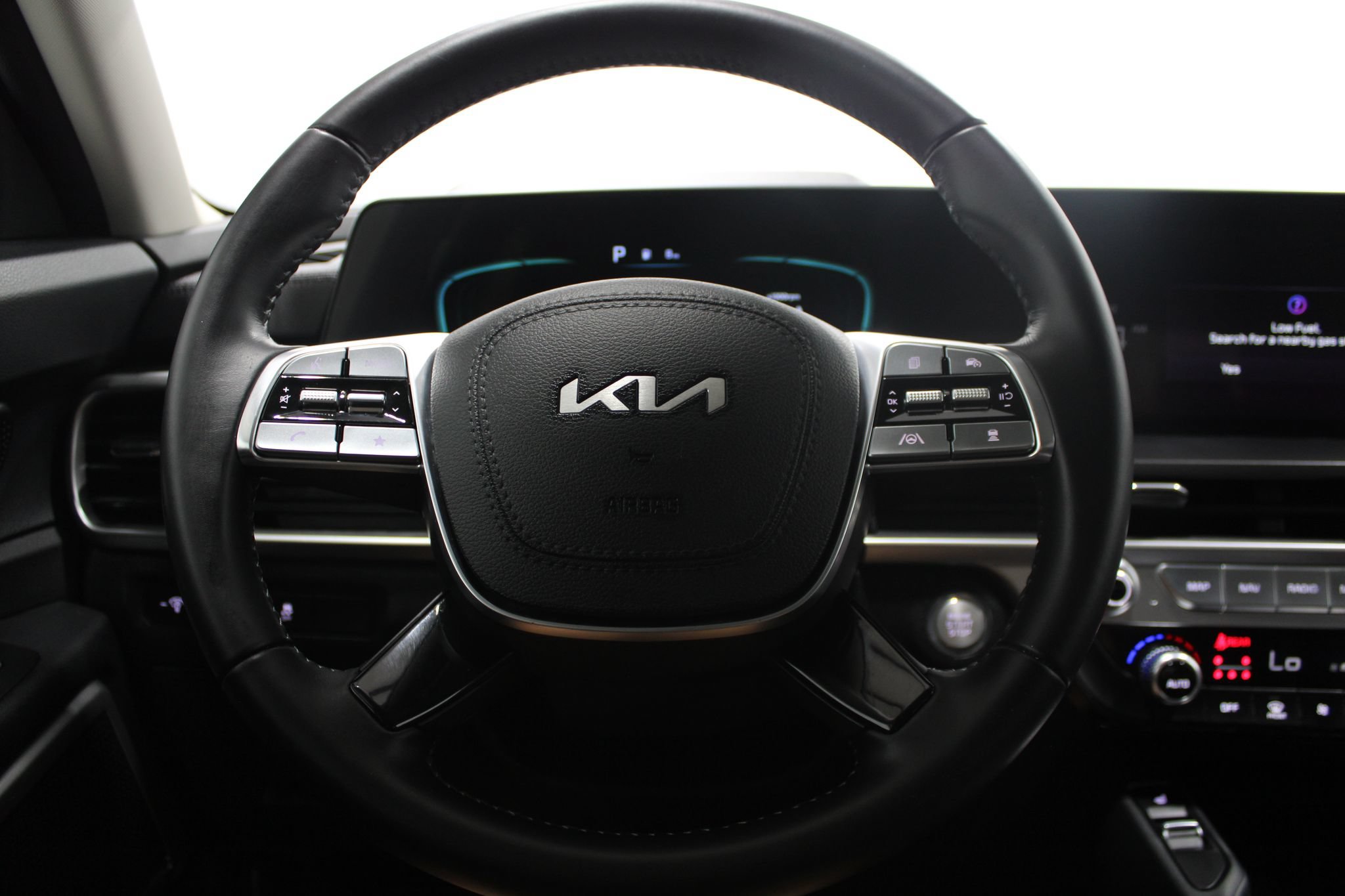 Used 2023 Kia Telluride S AWD/4WD image 31