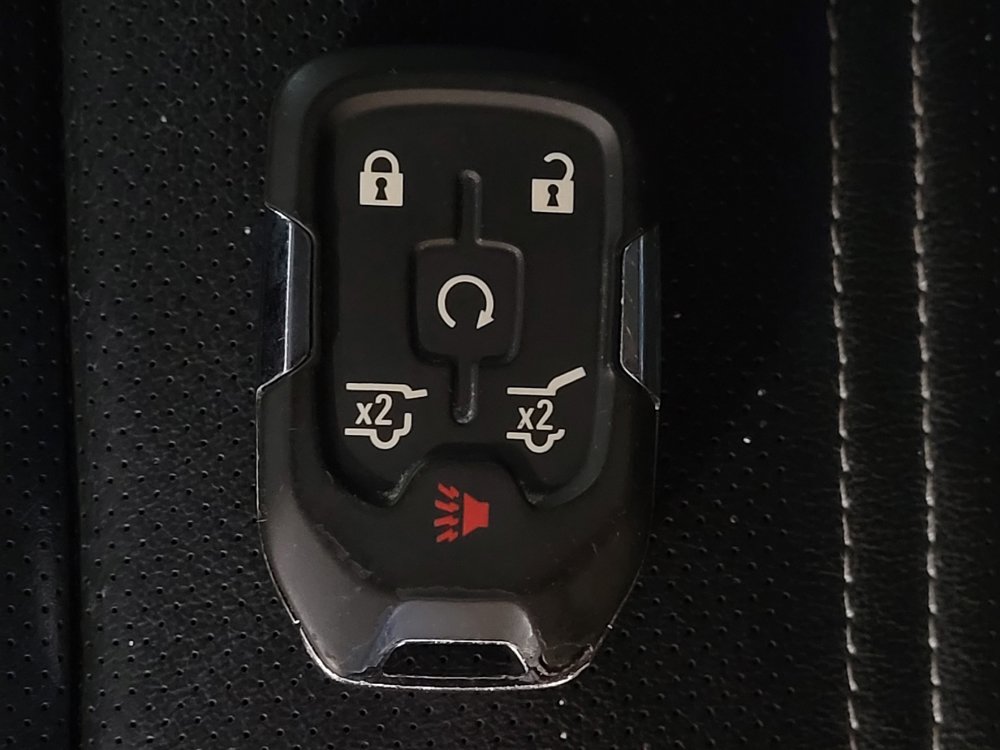 Used 2018 GMC Yukon XL Denali w/ Open Road Package RWD image 32