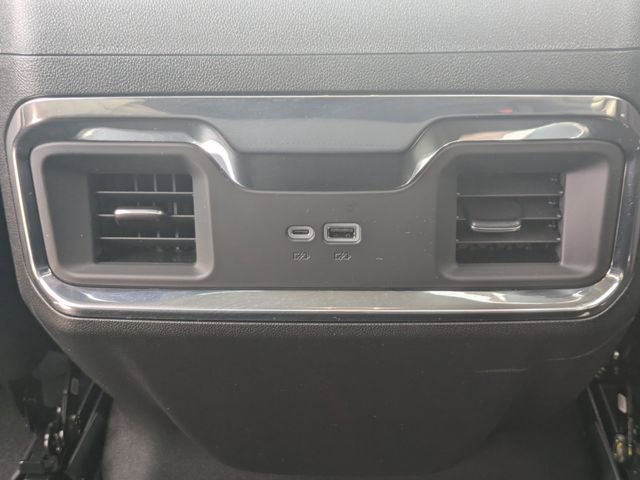 Used 2025 Chevrolet Silverado 1500 LTZ AWD/4WD image 14