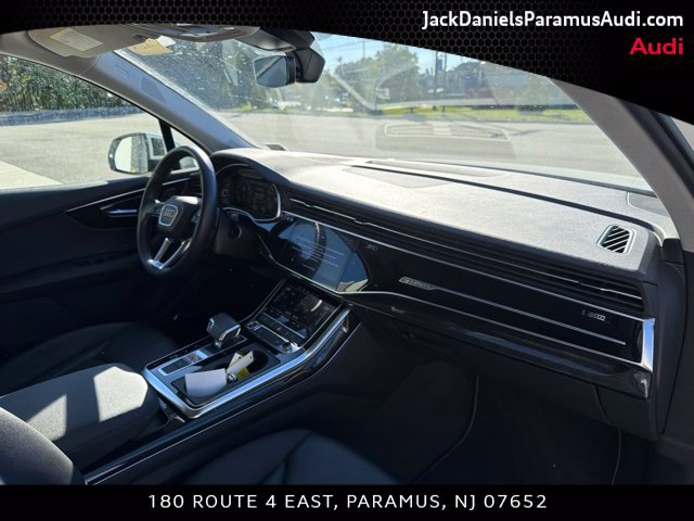 Used 2022 Audi Q7 3.0T Premium Plus w/ Premium Plus Package AWD/4WD image 18