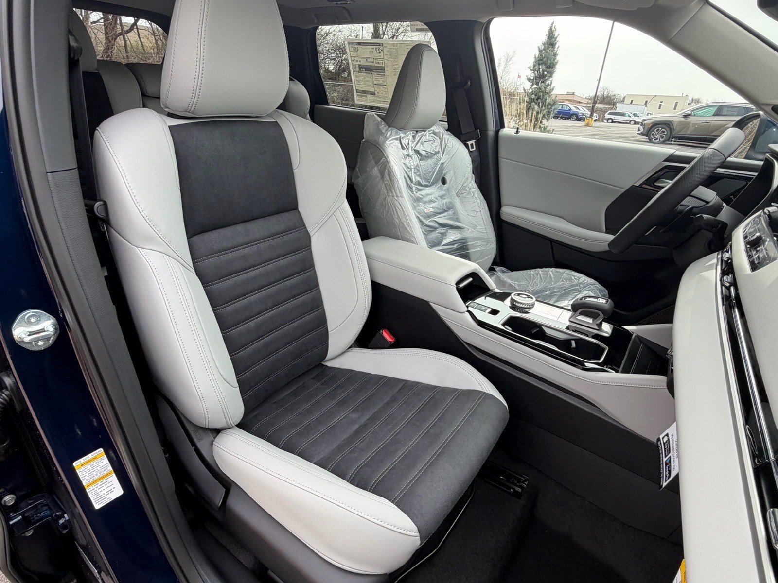 New 2026 Mitsubishi Outlander SE AWD/4WD image 12