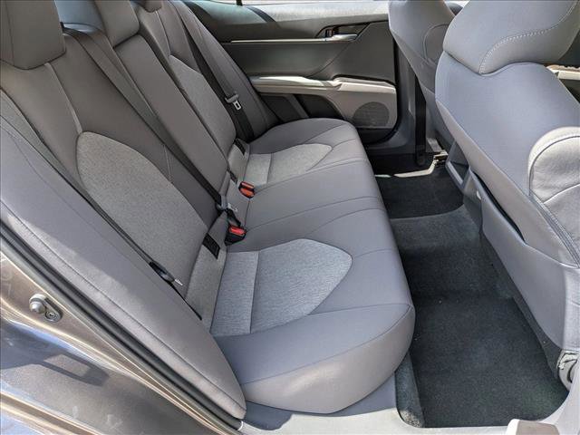 Used 2022 Toyota Camry LE image 19