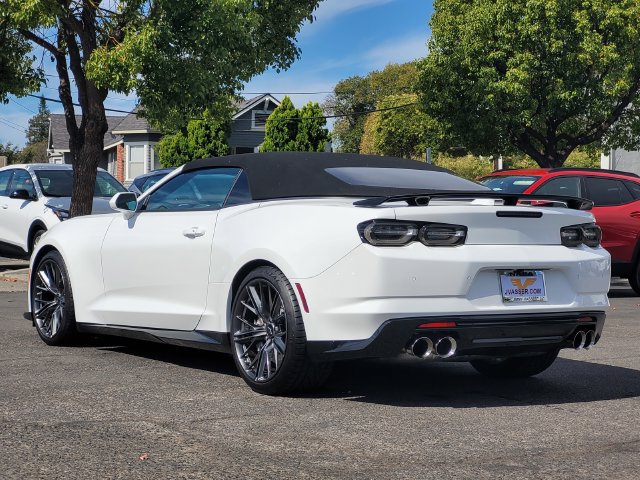 Used 2023 Chevrolet Camaro ZL1 RWD image 8
