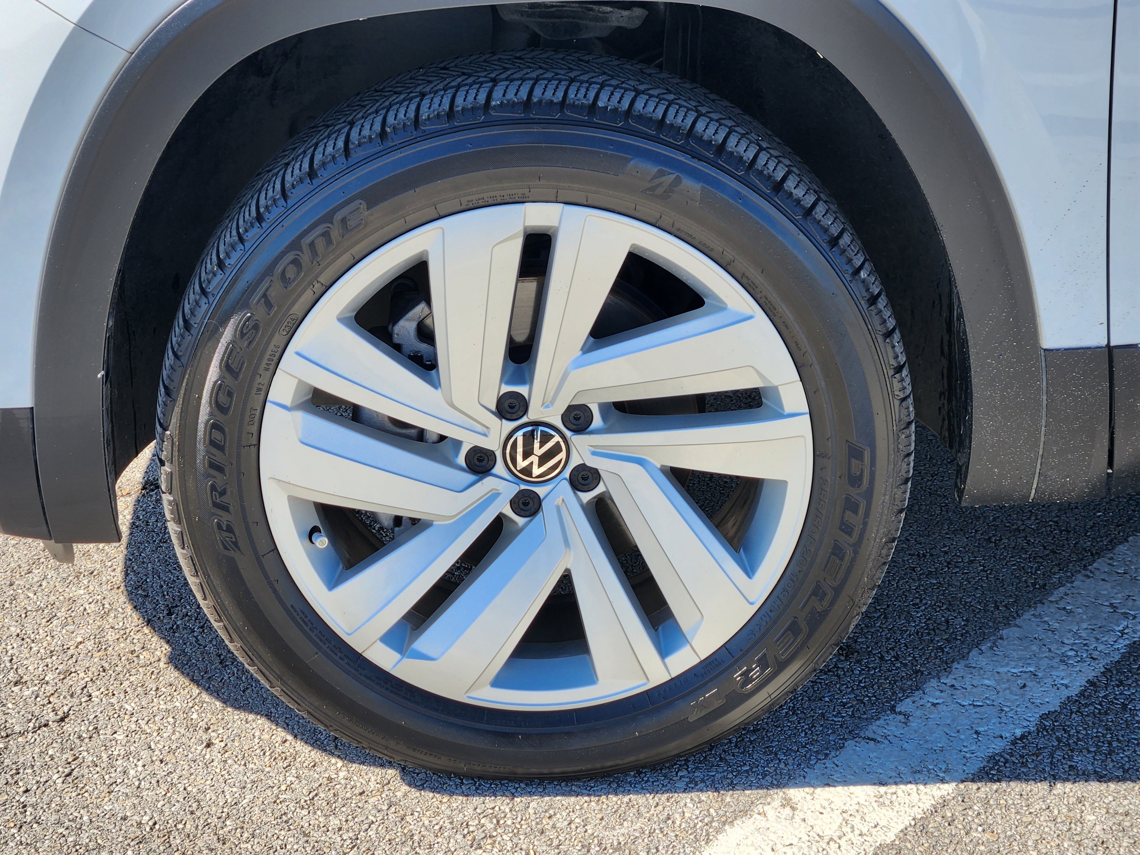 Used 2021 Volkswagen Atlas SEL image 12