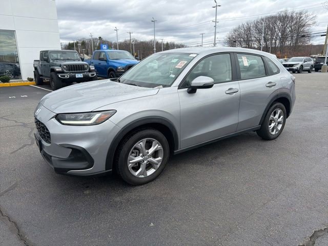Used 2023 Honda HR-V LX image 2