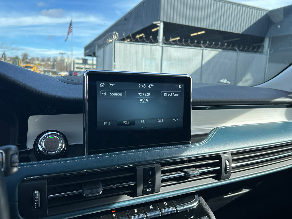 Used 2021 Lincoln Corsair Reserve w/ Equipment Group 201A image 11