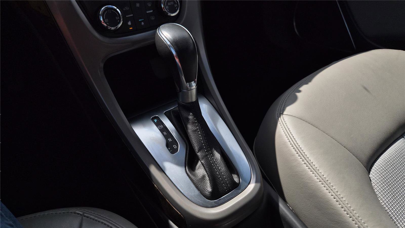 Used 2012 Buick Verano FWD image 21