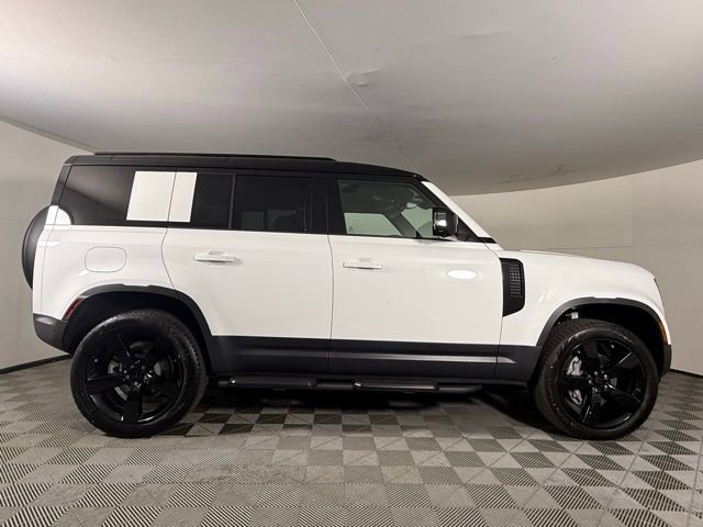 New 2026 Land Rover Defender 110 S AWD/4WD image 9