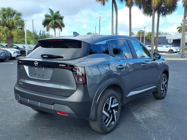 Used 2025 Nissan Kicks SV FWD image 14