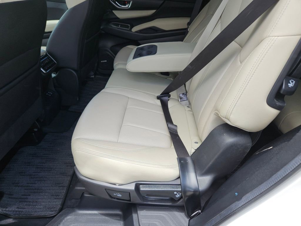 Used 2024 Subaru Ascent Limited w/ Technology Package image 12