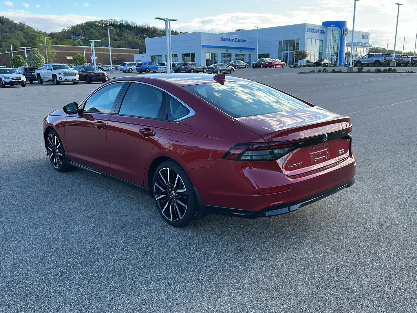 Used 2023 Honda Accord Touring image 4