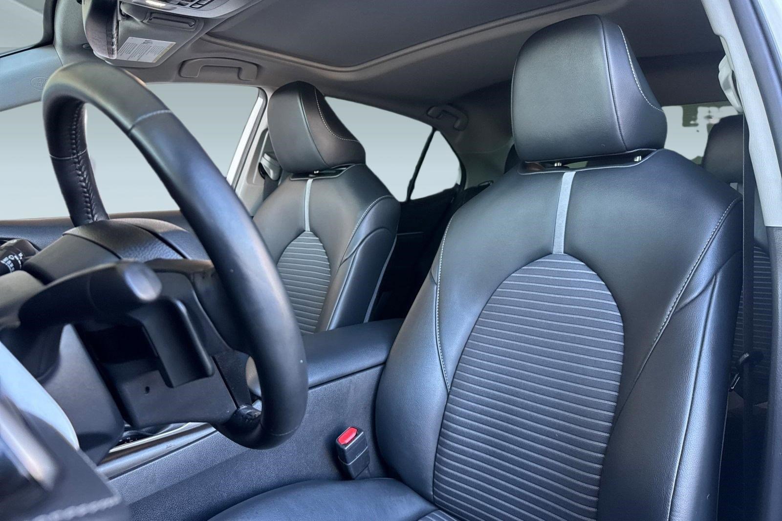 Certified 2023 Toyota Camry SE w/ Convenience Package image 23