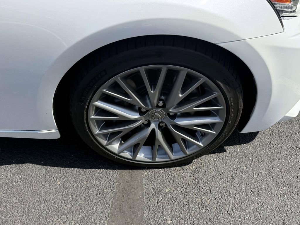 Used 2016 Lexus IS 300 AWD w/ Navigation System Package image 7