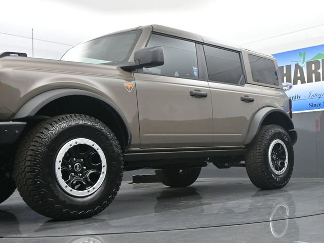 New 2025 Ford Bronco Badlands w/ Sasquatch Package image 18