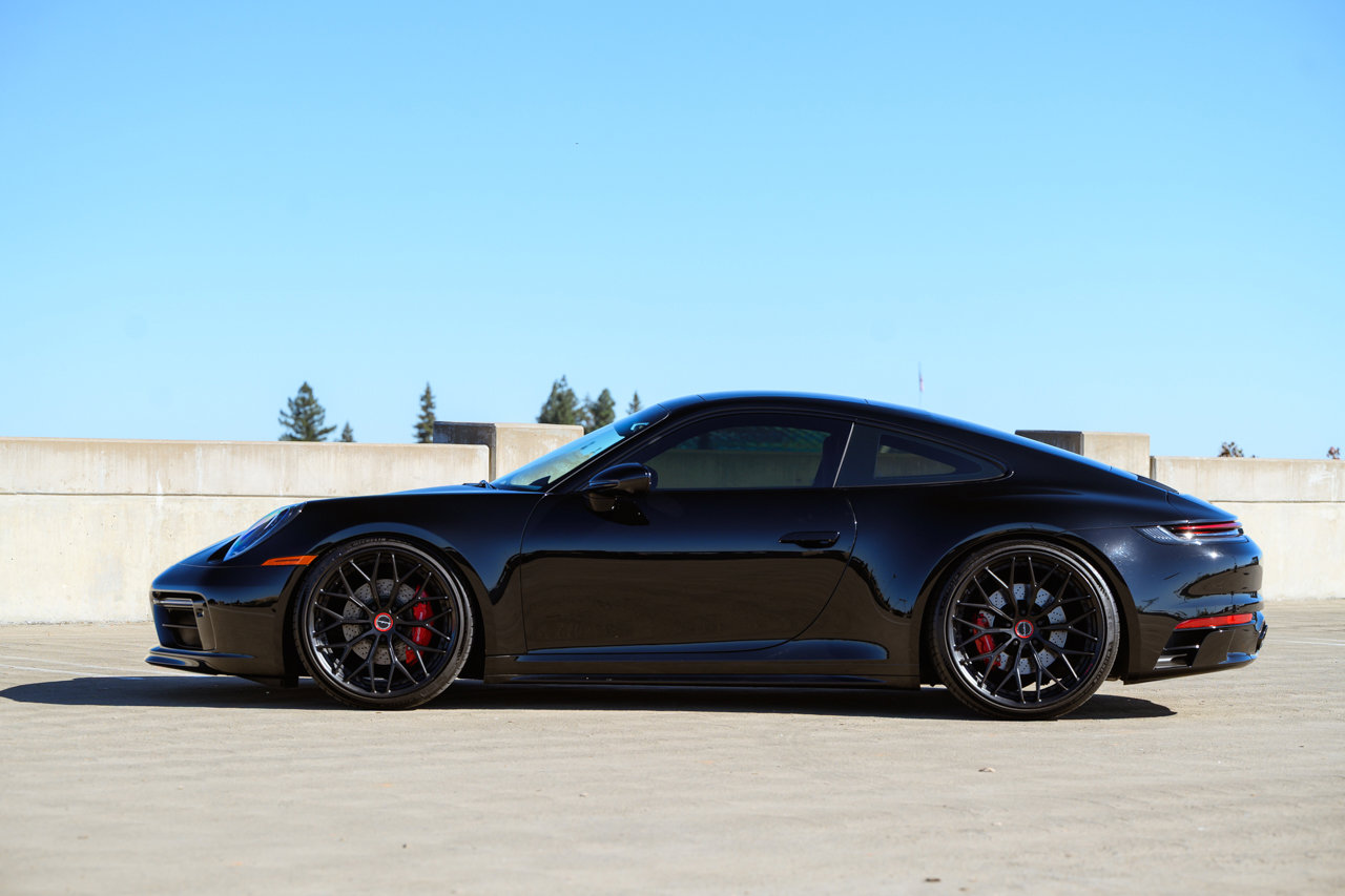 Used 2022 Porsche 911 Carrera S image 2