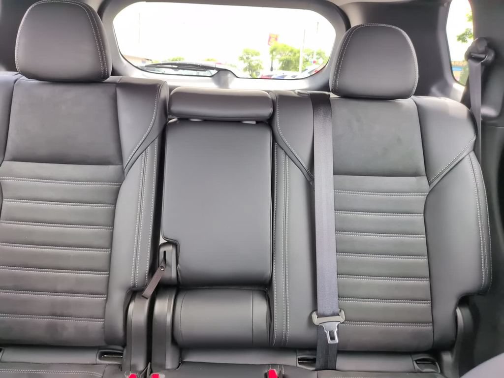 New 2026 Mitsubishi Outlander SE AWD/4WD image 29