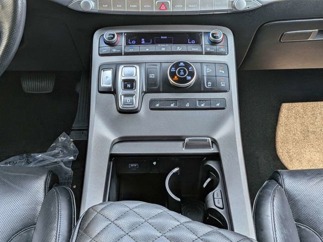 Used 2020 Hyundai Palisade Limited image 18