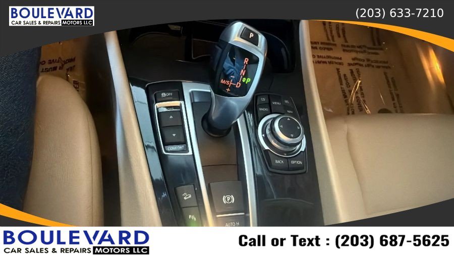 Used 2012 BMW 535i xDrive AWD/4WD image 18