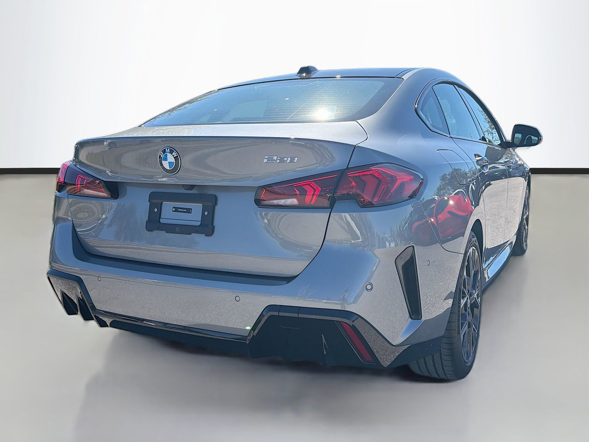 Used 2026 BMW 228i w/ Technology Package image 4