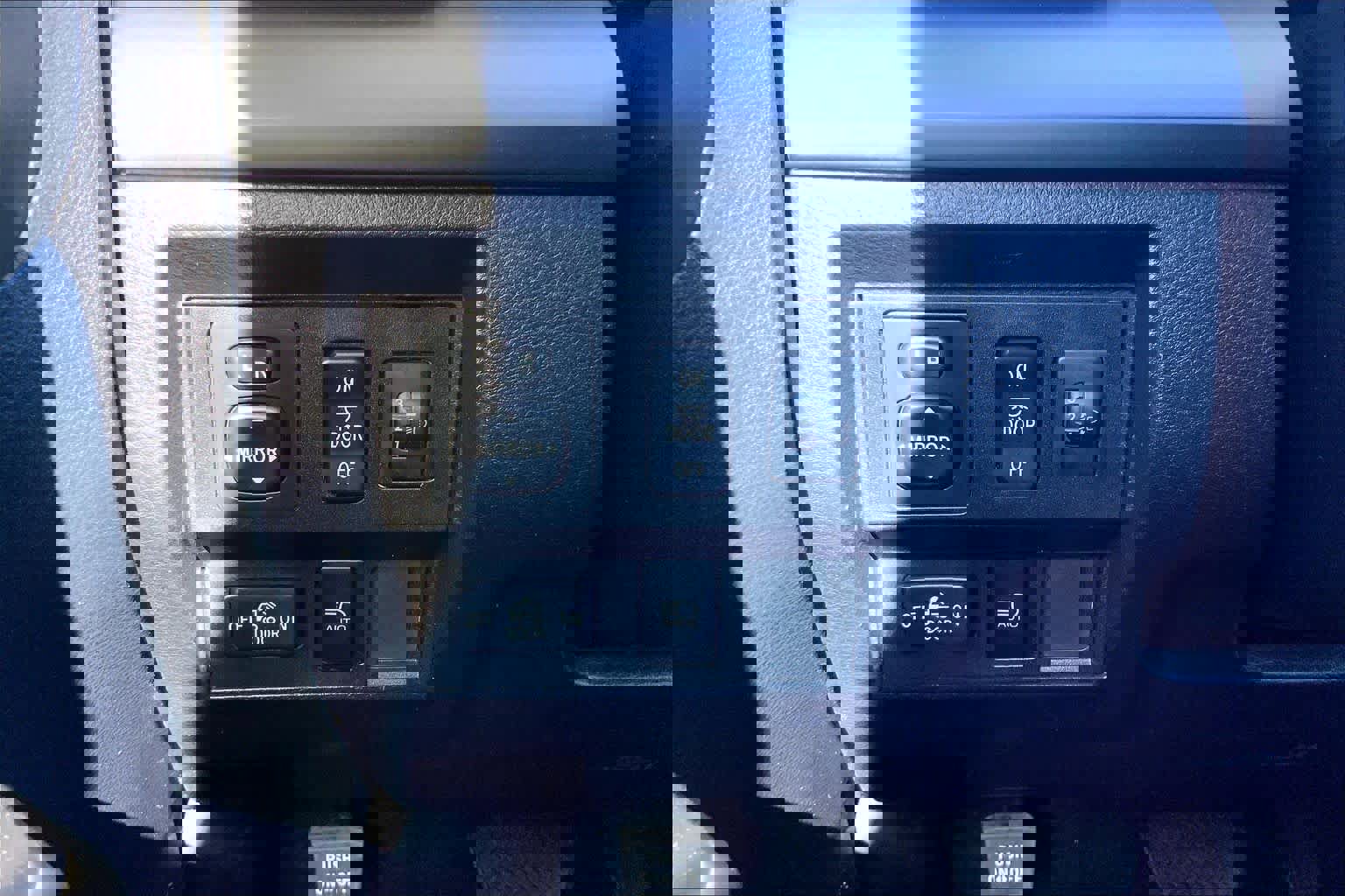 Used 2019 Toyota Tundra SR image 30