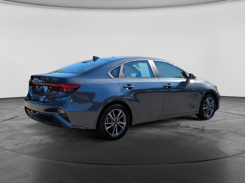 Used 2024 Kia Forte LXS FWD image 7