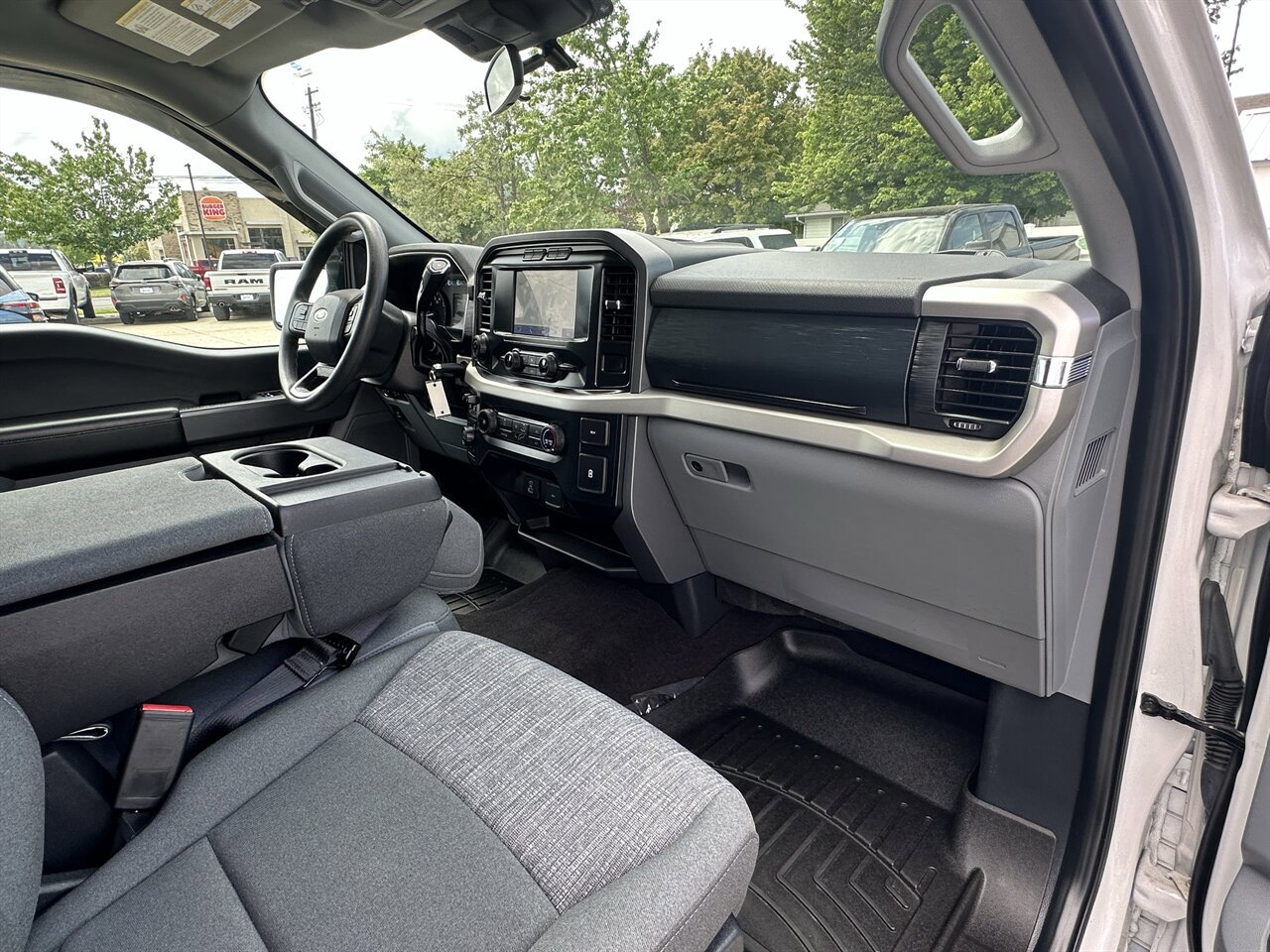 Used 2021 Ford F150 XLT AWD/4WD image 6