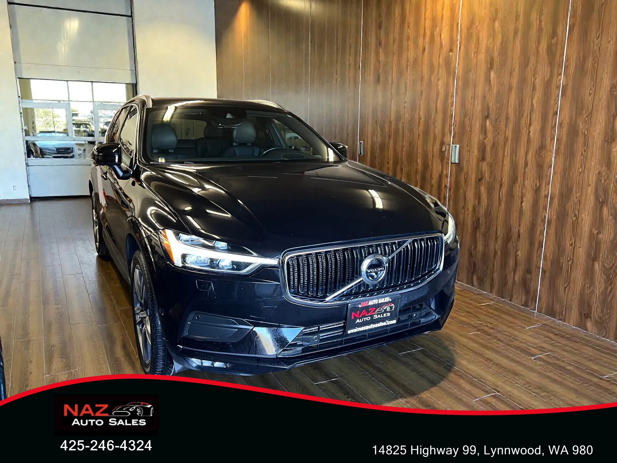 Used 2018 Volvo XC60 T6 Momentum w/ Convenience Package image 1