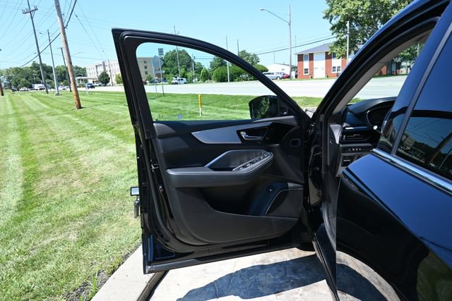 Used 2023 Acura MDX w/ Technology Package AWD/4WD image 26