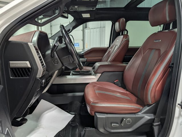 Used 2018 Ford F250 Platinum w/ Platinum Ultimate Package AWD/4WD image 16