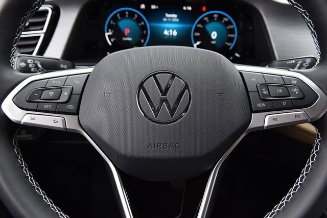 New 2026 Volkswagen Atlas Cross Sport SE image 17