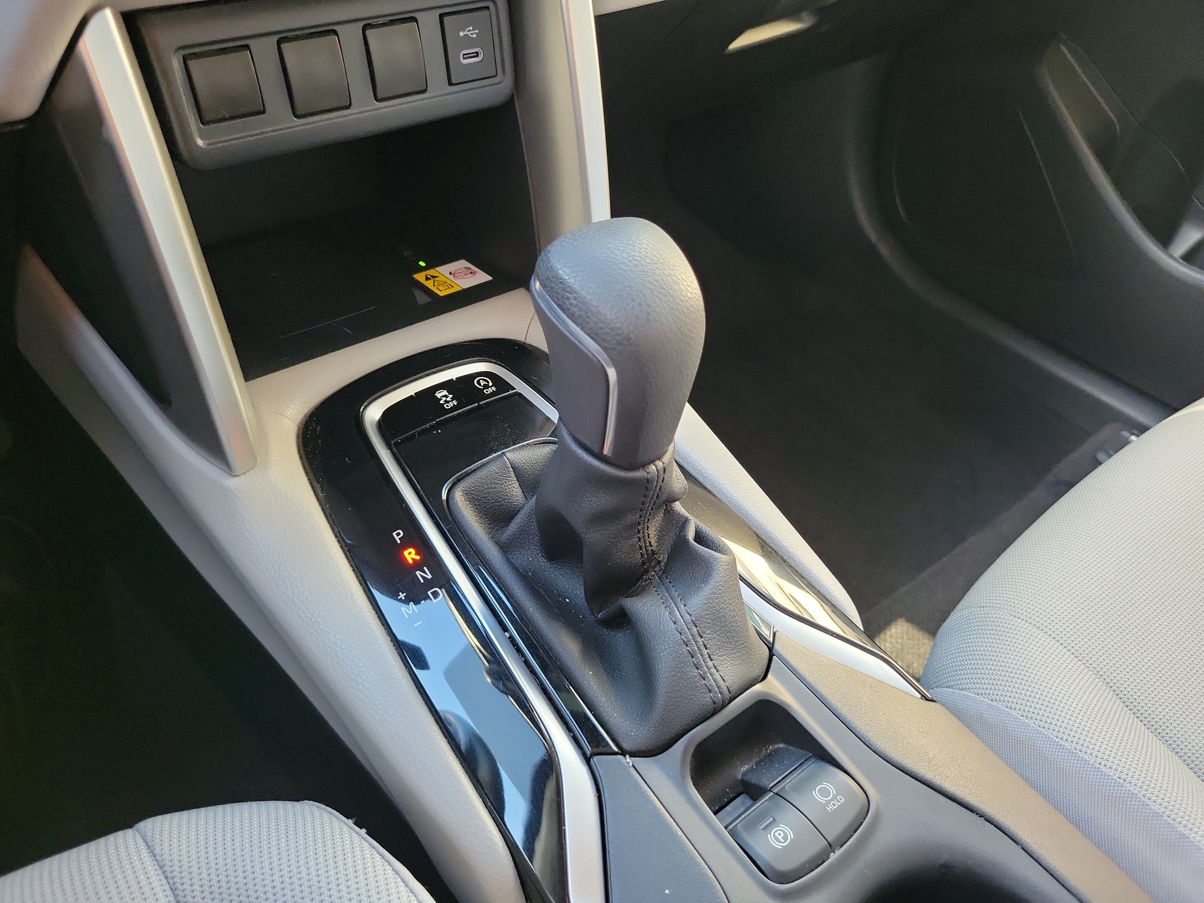 Used 2023 Toyota Corolla Cross LE FWD image 28