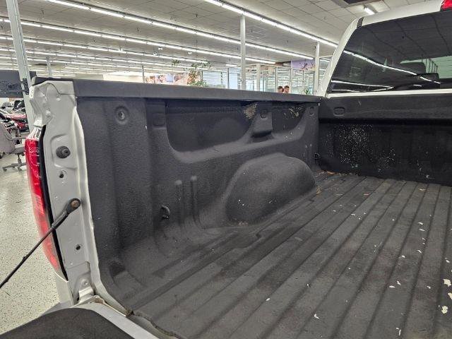 Used 2018 Chevrolet Silverado 1500 Custom w/ Custom Value Package AWD/4WD image 40