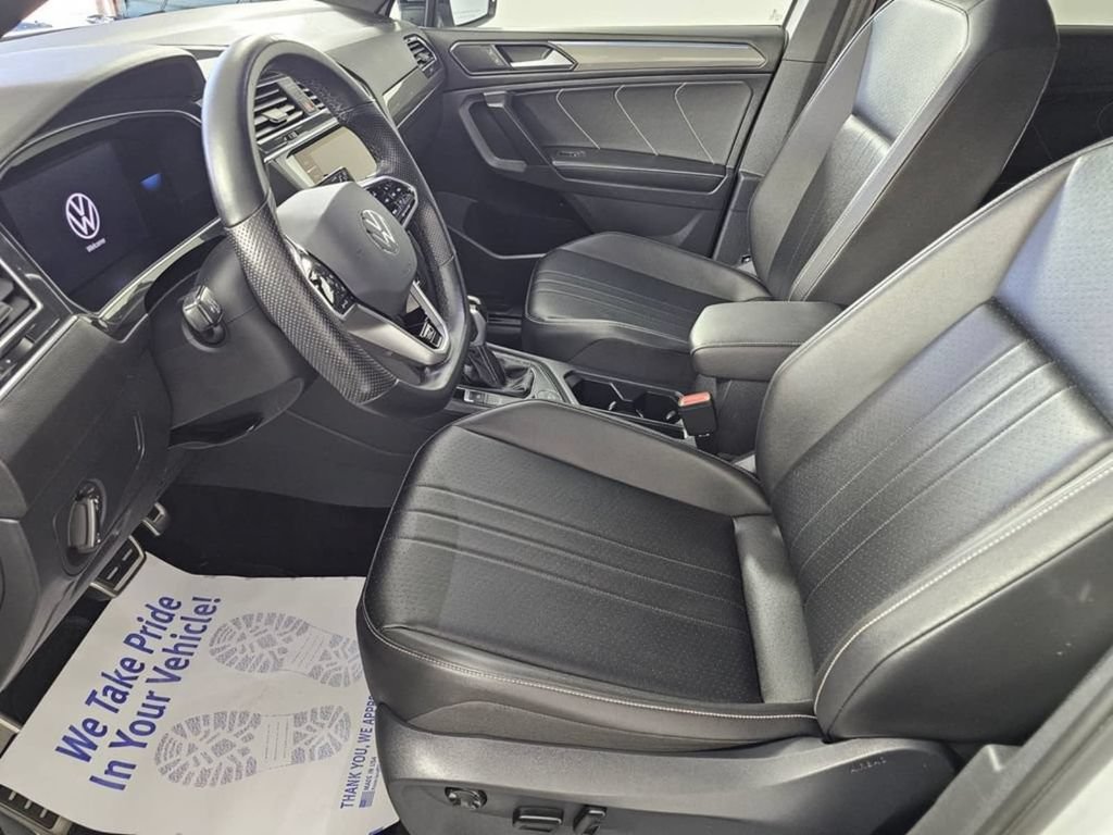 Used 2022 Volkswagen Tiguan SE R-Line AWD/4WD image 21