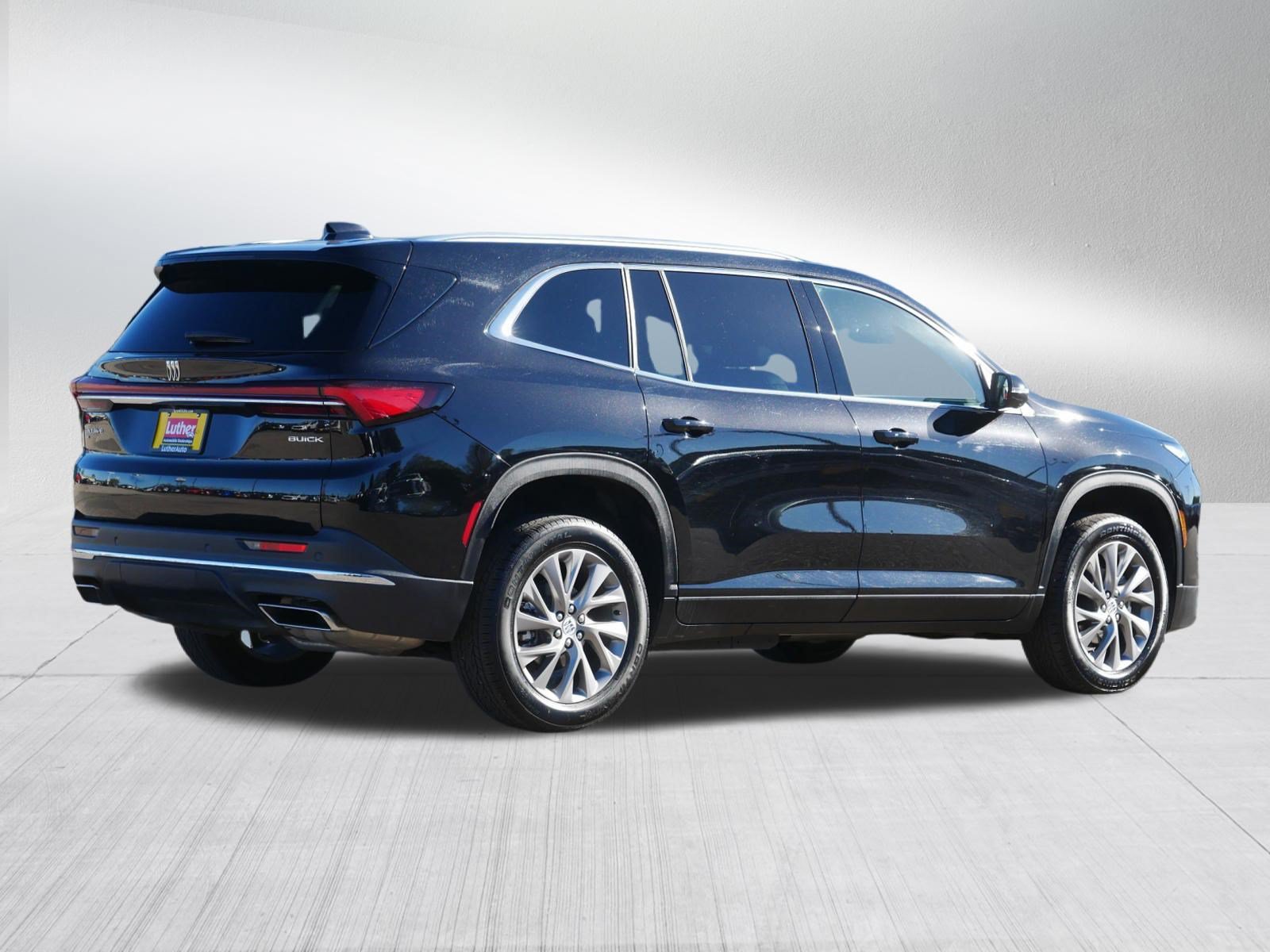 Used 2026 Buick Enclave Preferred AWD/4WD image 7