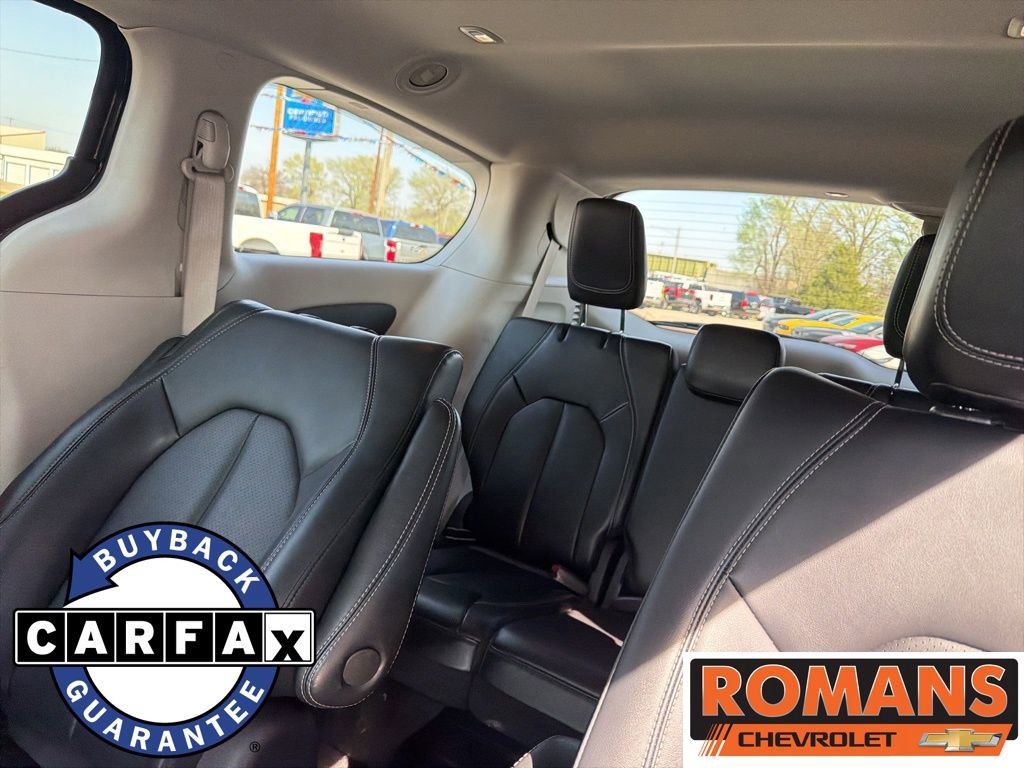 Used 2024 Chrysler Pacifica Select FWD image 21